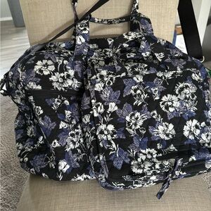 Vera Bradley Grand Traveler 3 piece set